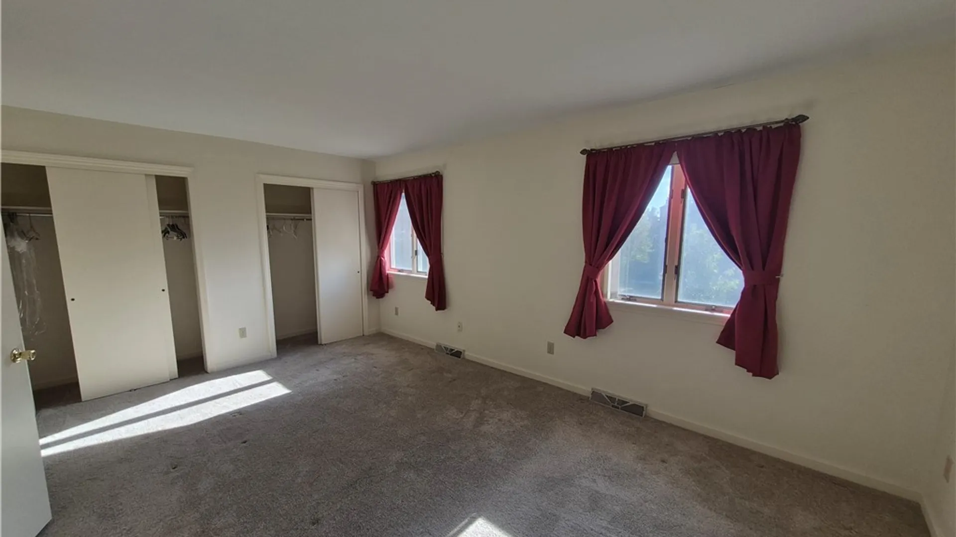 Property at 489 Summerhaven Drive, Manlius, NY 13057 14