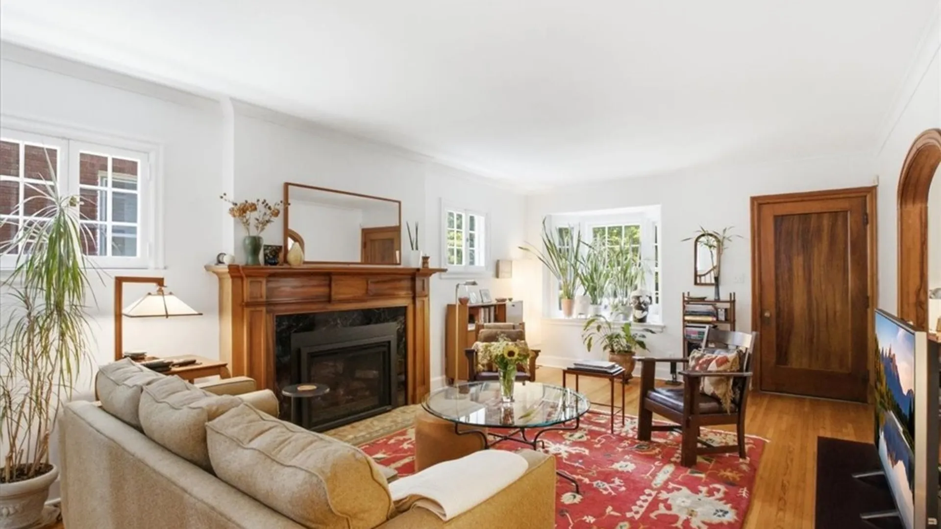 Property at 100 Chatham Avenue, Buffalo, NY 14216 2