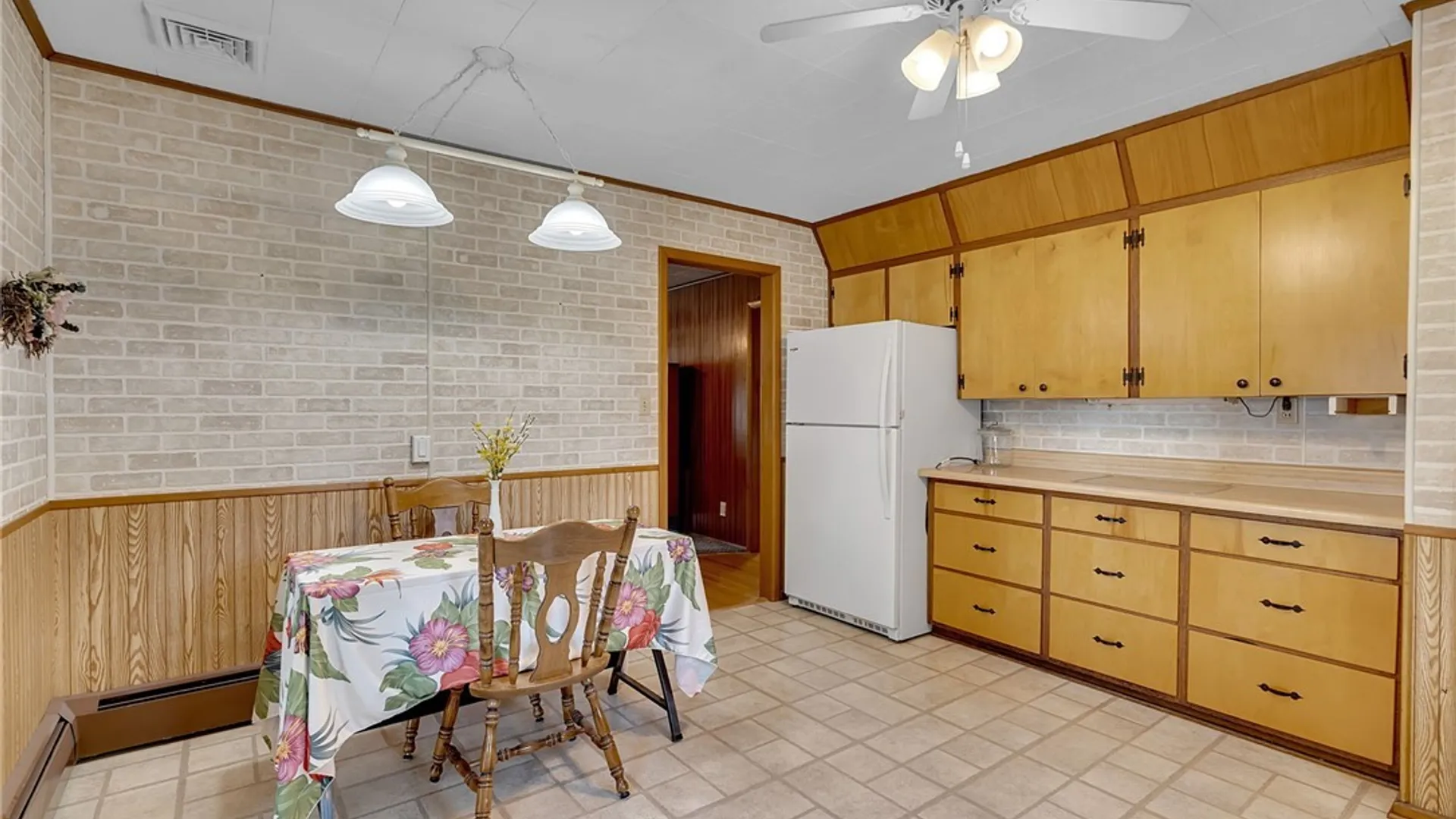 Property at 6887 Walmore Road, Wheatfield, NY 14304 12