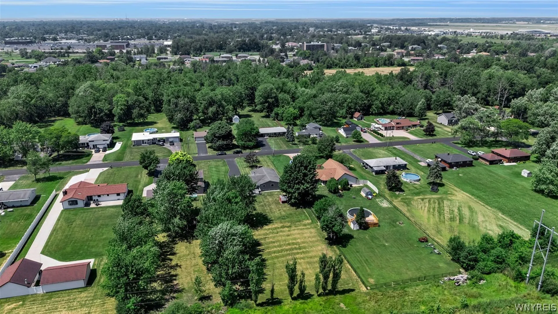 Property at 6887 Walmore Road, Wheatfield, NY 14304 37