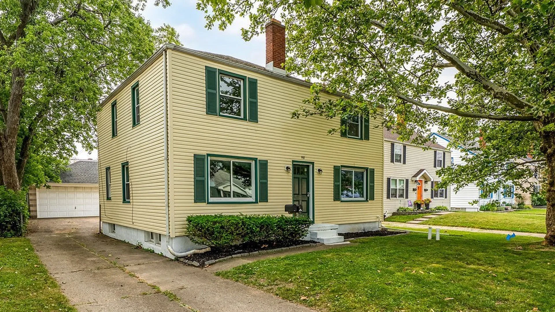 Property at 981 Beach Road, Cheektowaga, NY 14225 3