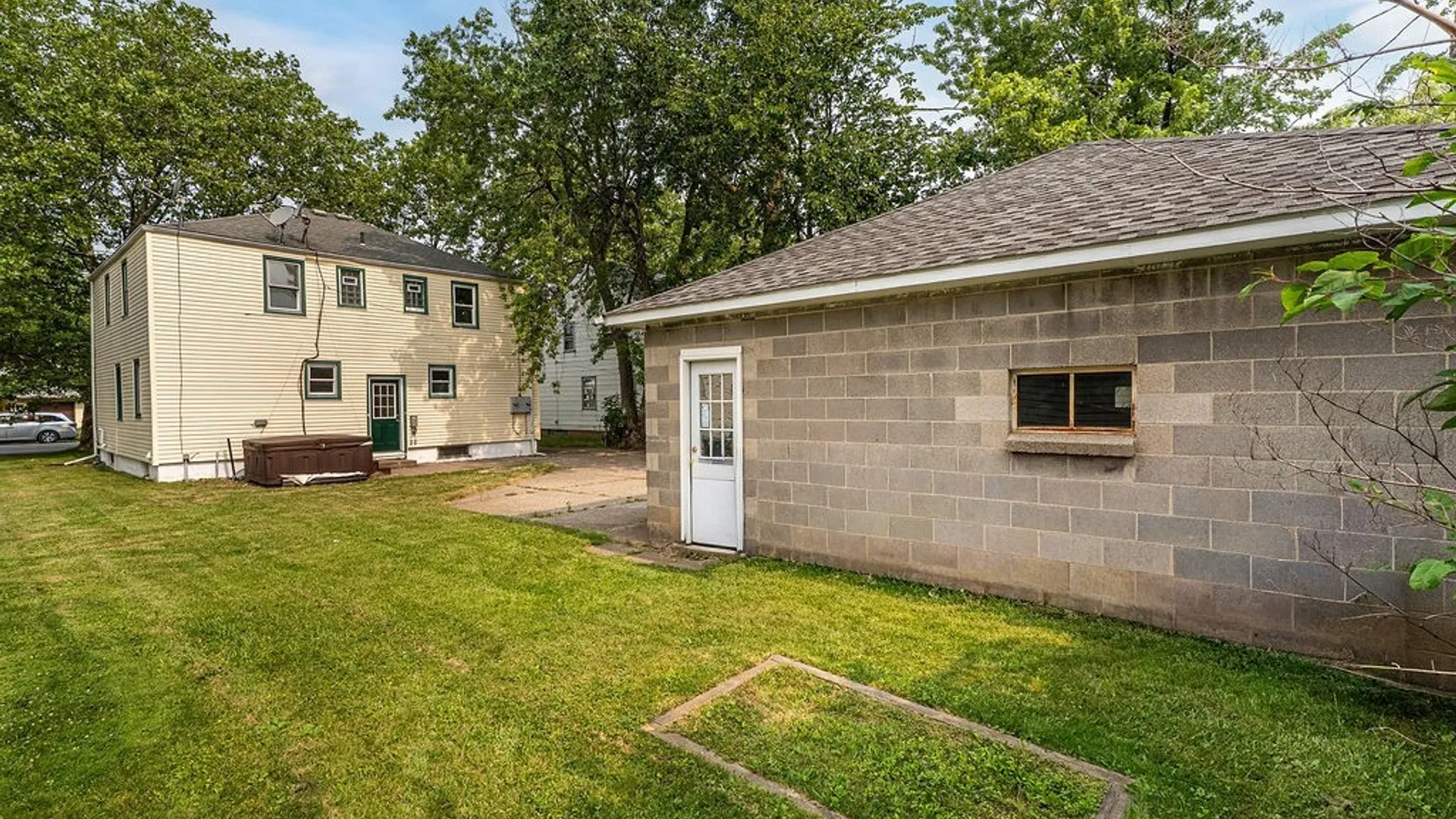 Property at 981 Beach Road, Cheektowaga, NY 14225 47