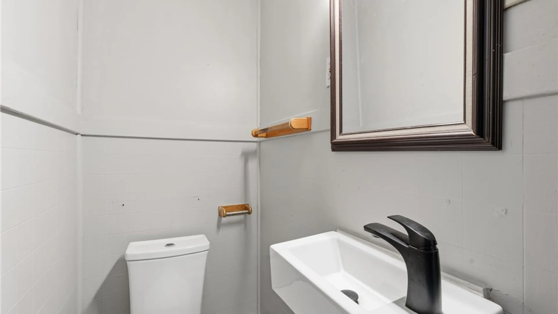 Property at 609 Seeley Road, Syracuse, NY 13224 10