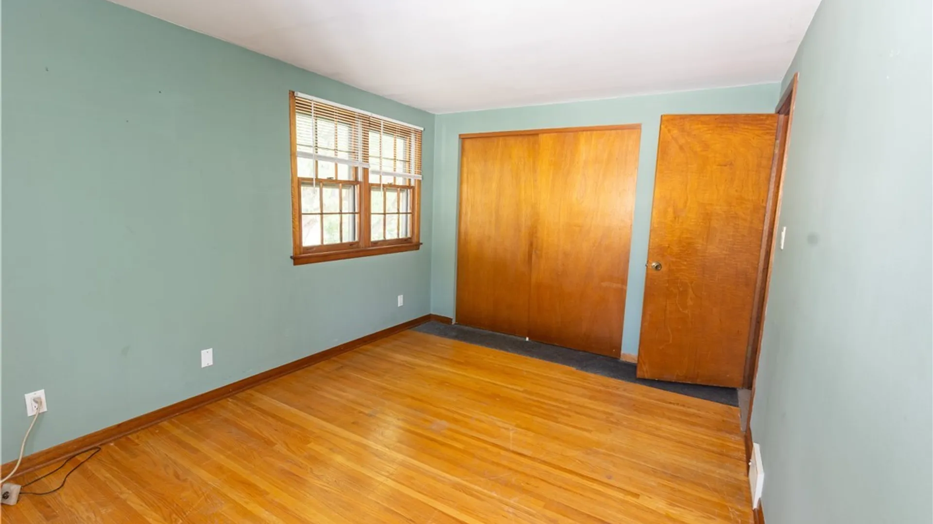 Property at 176 Rosewood Drive, West Seneca, NY 14224 13
