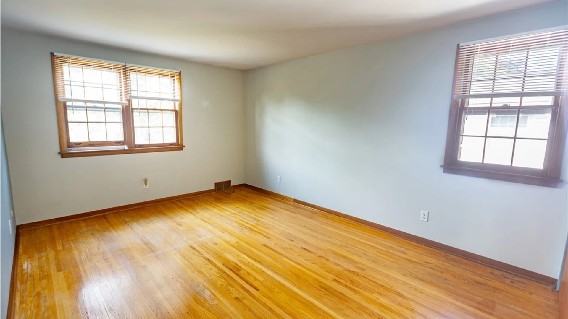 Property at 176 Rosewood Drive, West Seneca, NY 14224 14