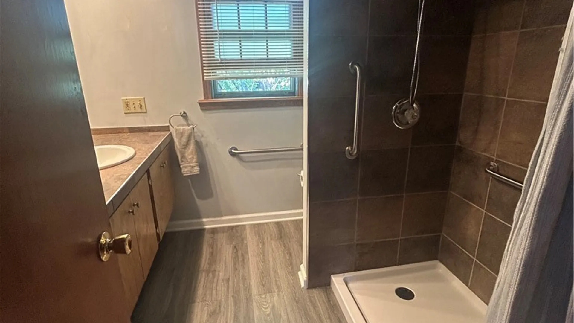 Property at 176 Rosewood Drive, West Seneca, NY 14224 18