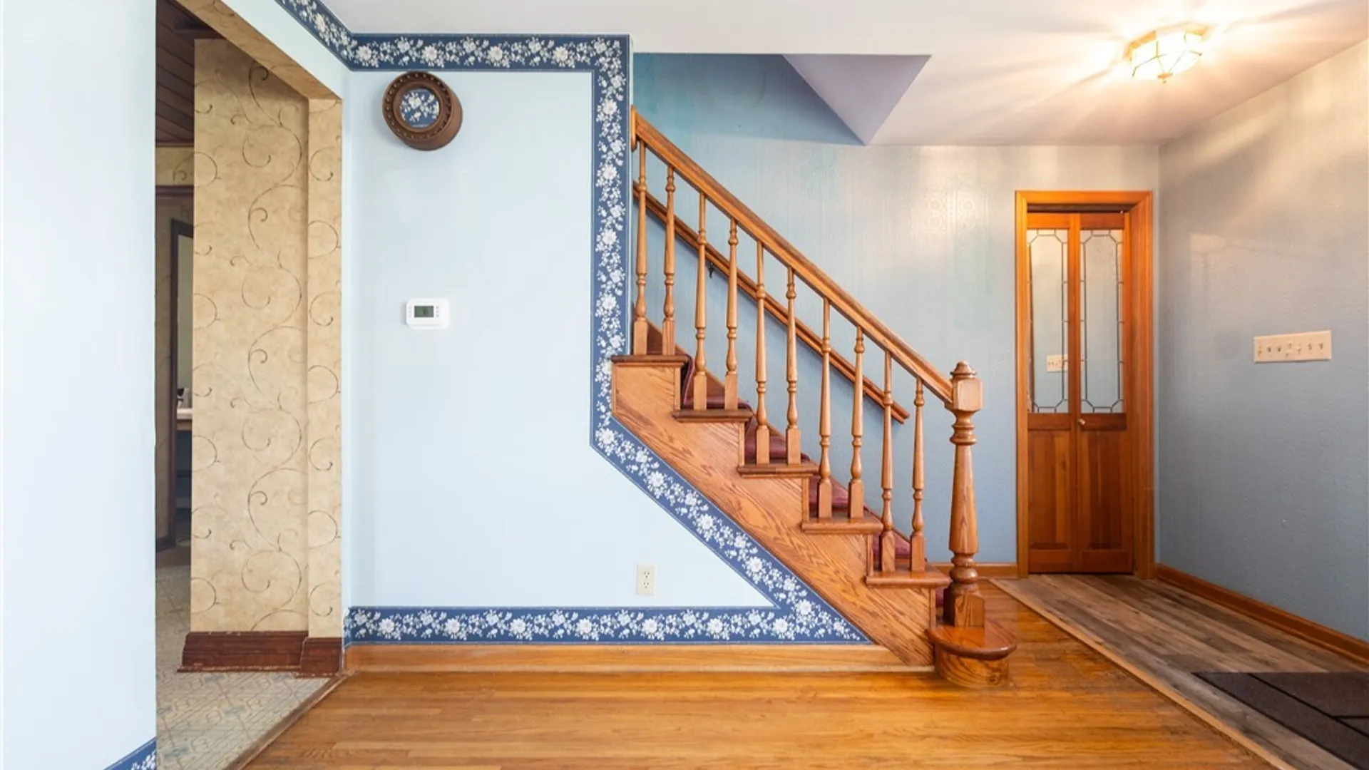 Property at 176 Rosewood Drive, West Seneca, NY 14224 2