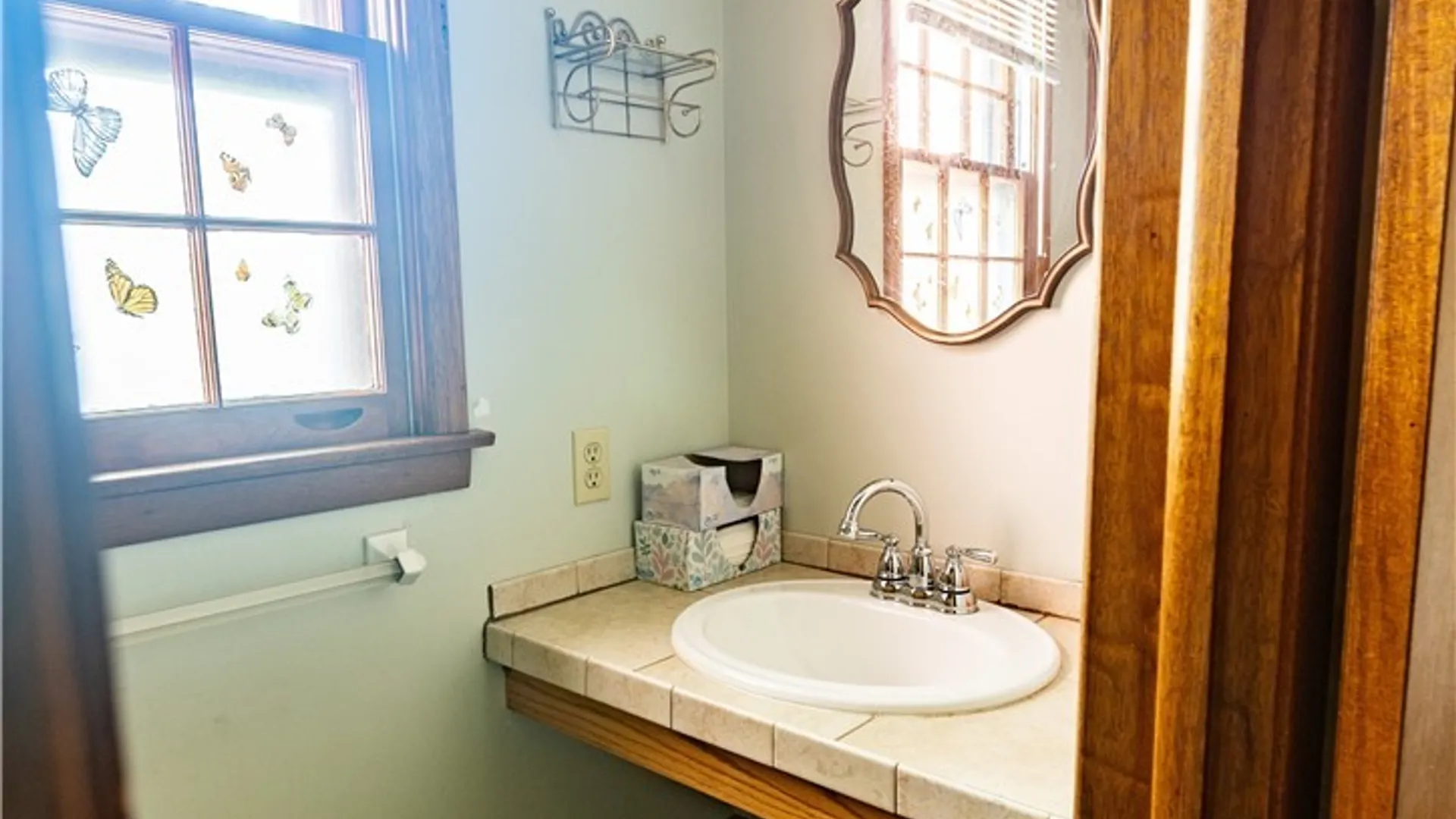 Property at 176 Rosewood Drive, West Seneca, NY 14224 9