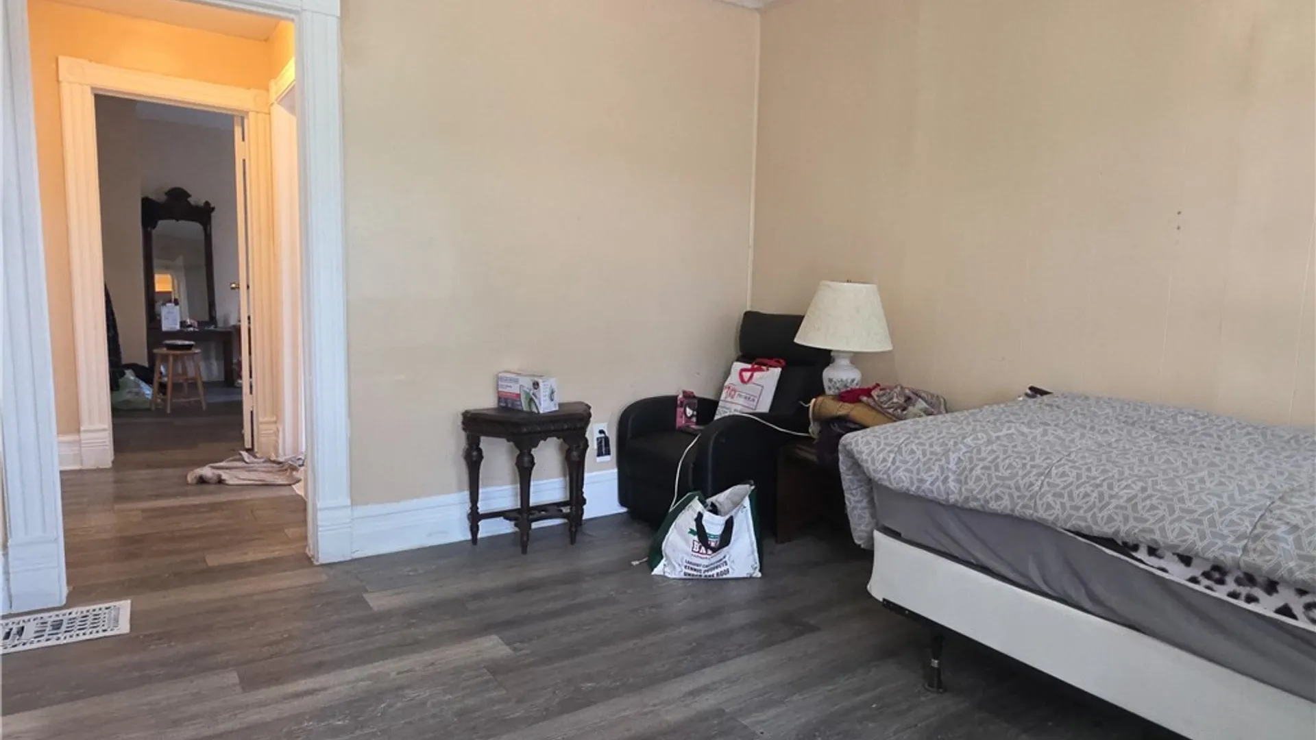 Property at 818 Ashland Avenue, Niagara Falls, NY 14301 18