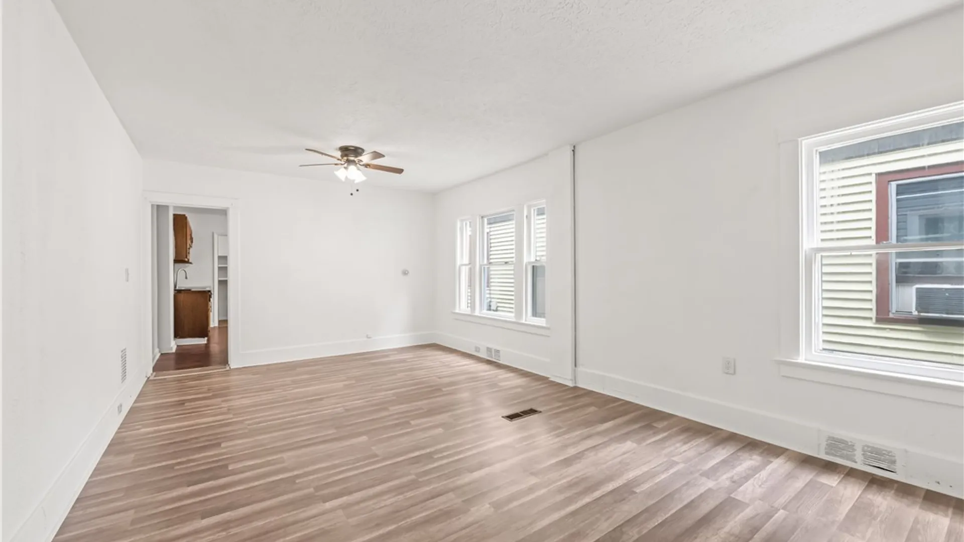 Property at 195 Mohawk Street, Rochester, NY 14621 4