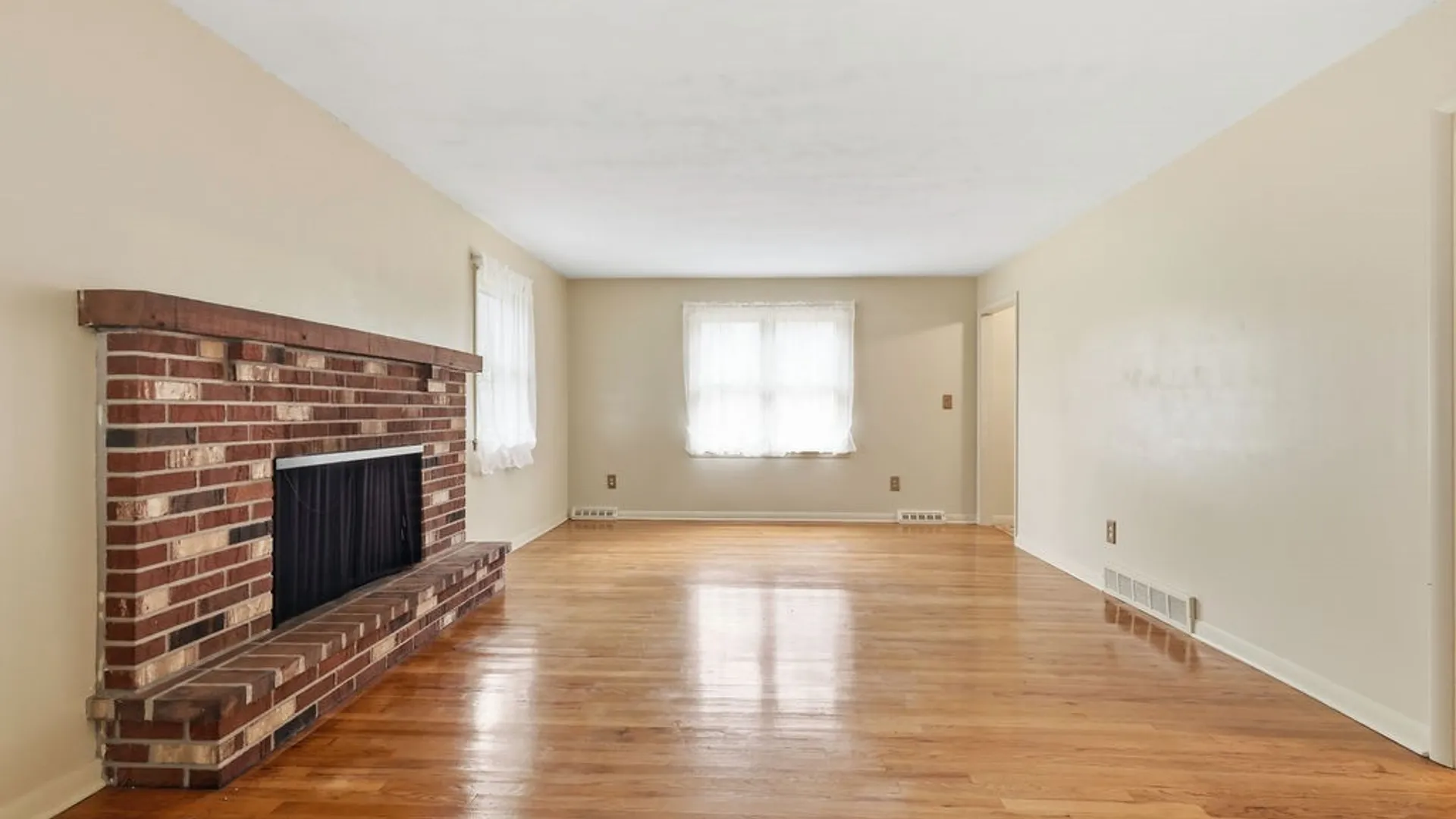 Property at 115 Northwood Way, Camillus, NY 13031 18