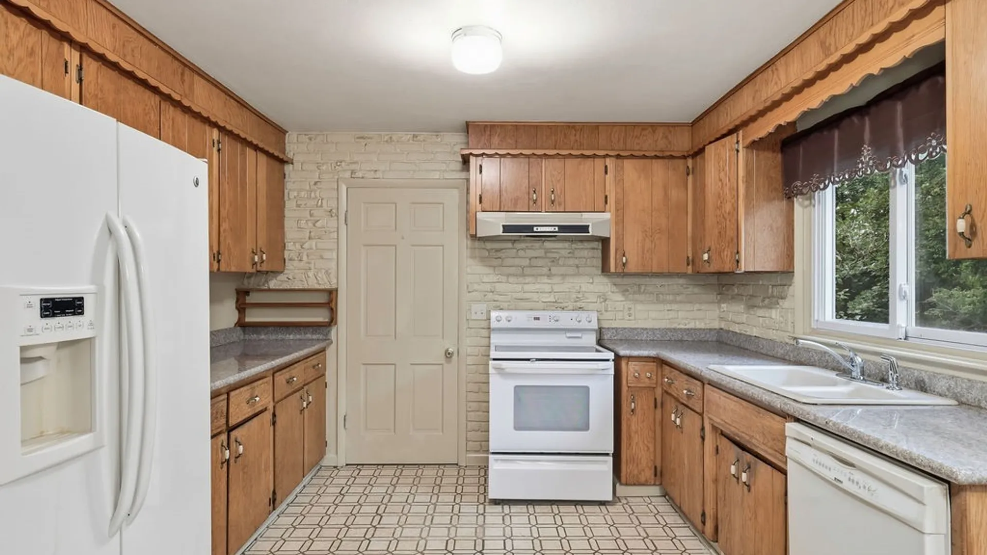 Property at 115 Northwood Way, Camillus, NY 13031 10