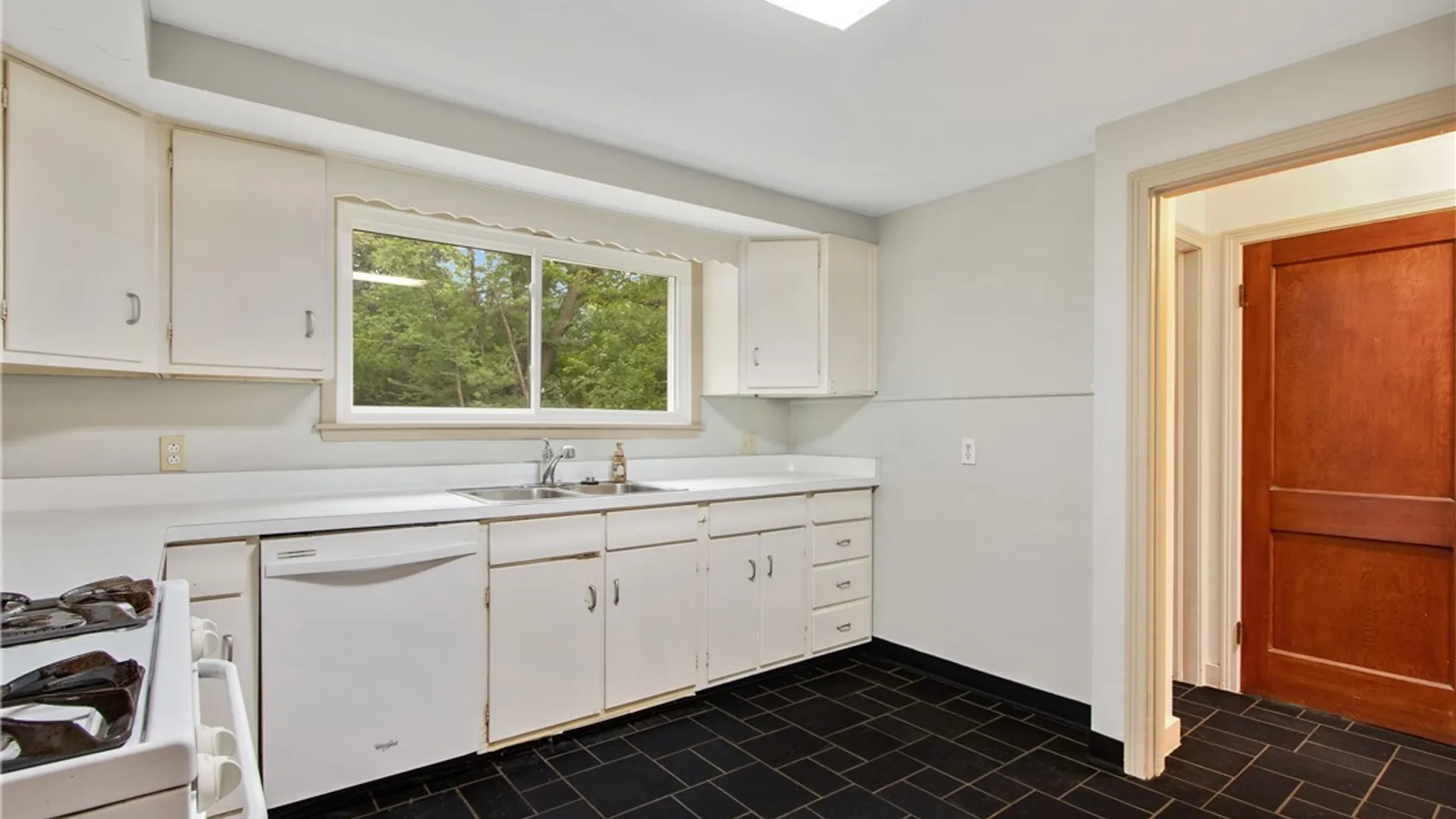 Property at 152 Bernhardt Drive, Amherst, NY 14226 10