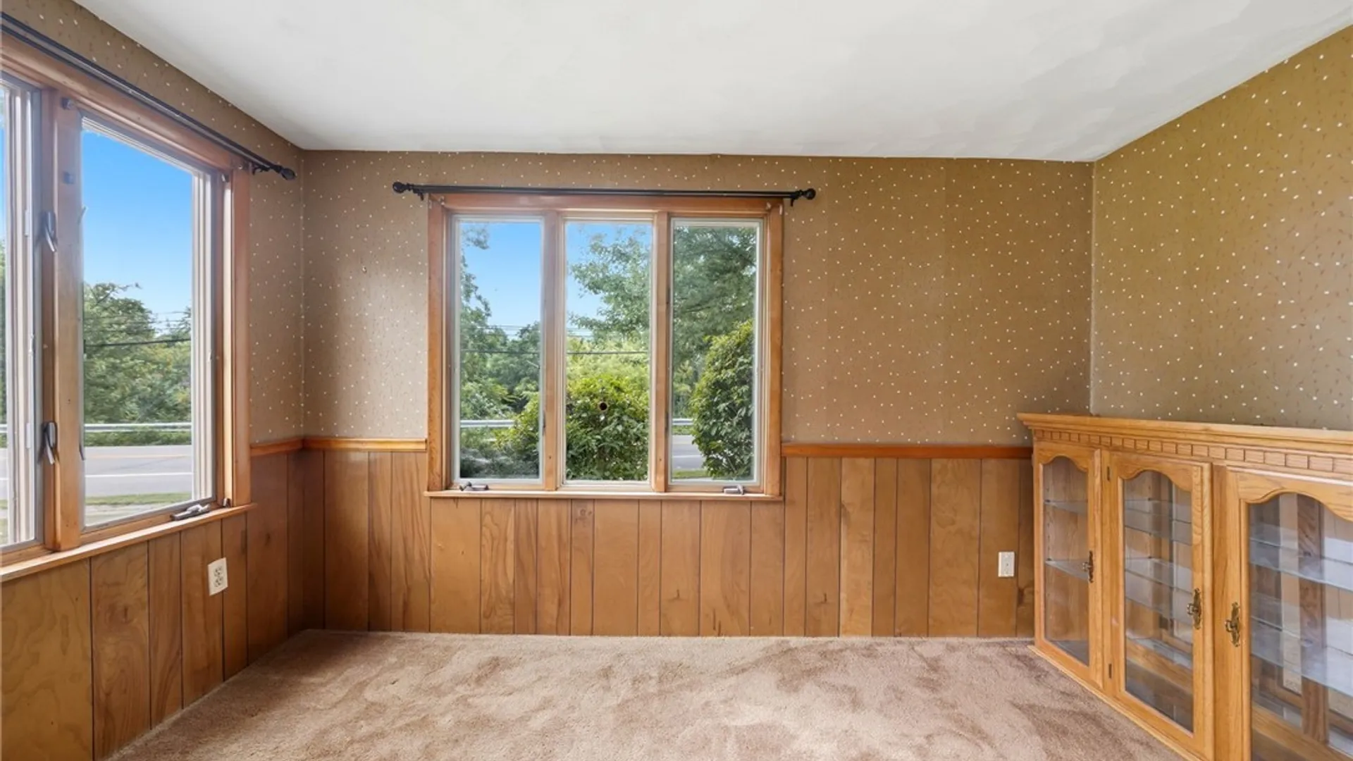 Property at 3933 Lockport Avenue, Wheatfield, NY 14120 15