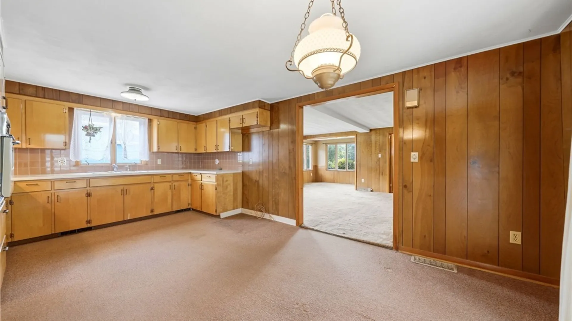 Property at 3933 Lockport Avenue, Wheatfield, NY 14120 16