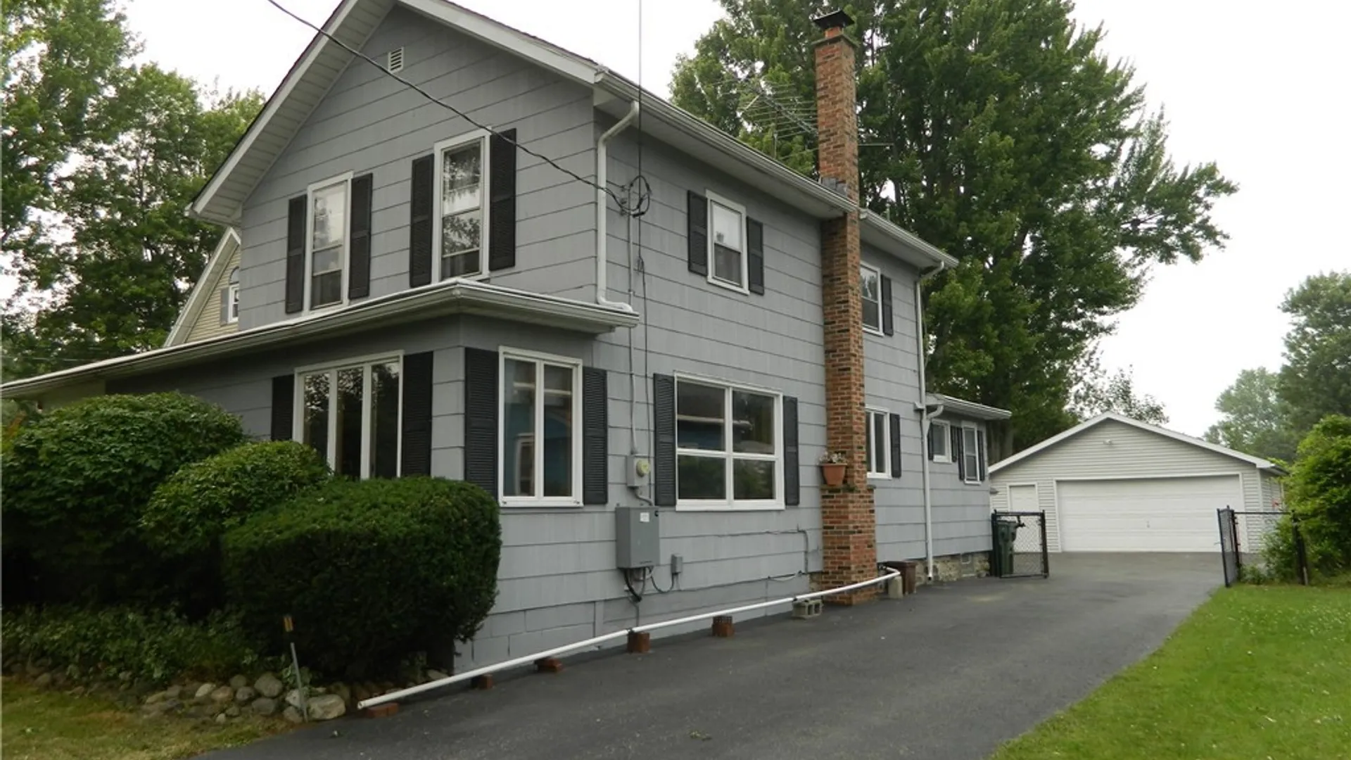 Property at 3933 Lockport Avenue, Wheatfield, NY 14120 36