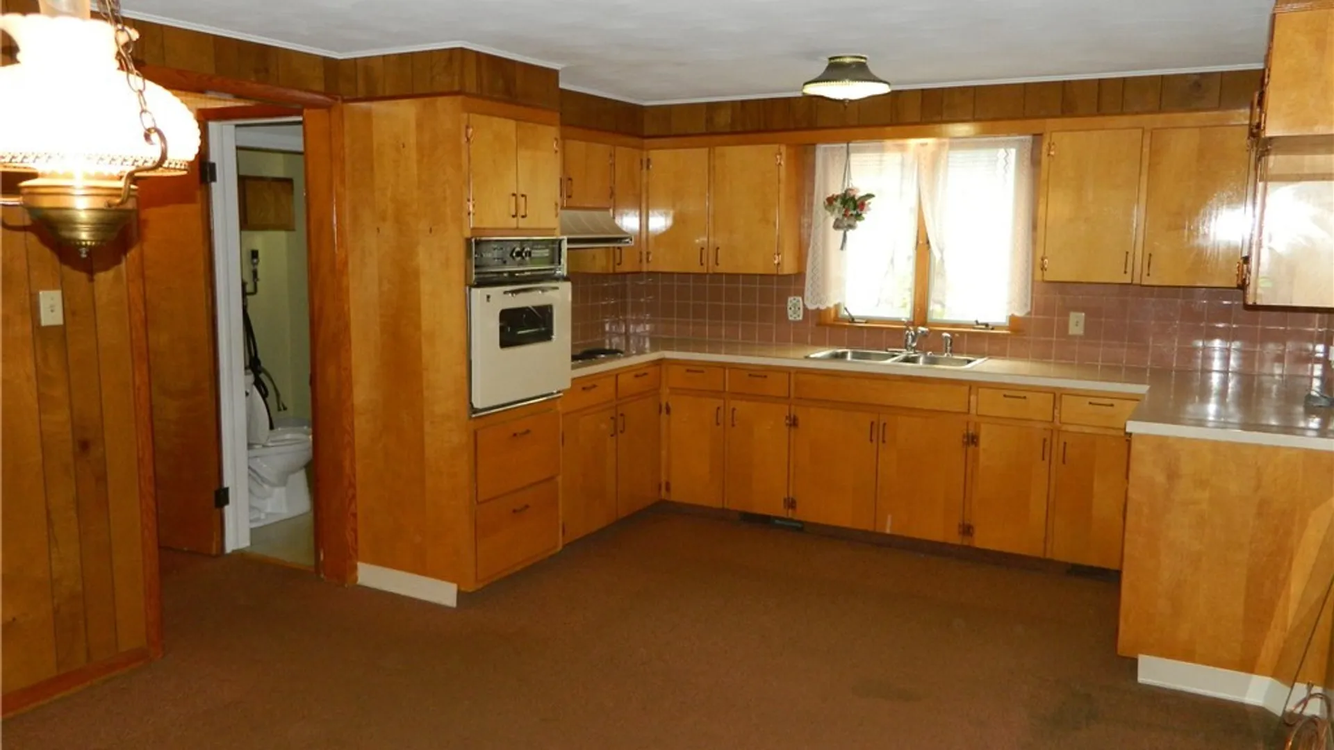 Property at 3933 Lockport Avenue, Wheatfield, NY 14120 4