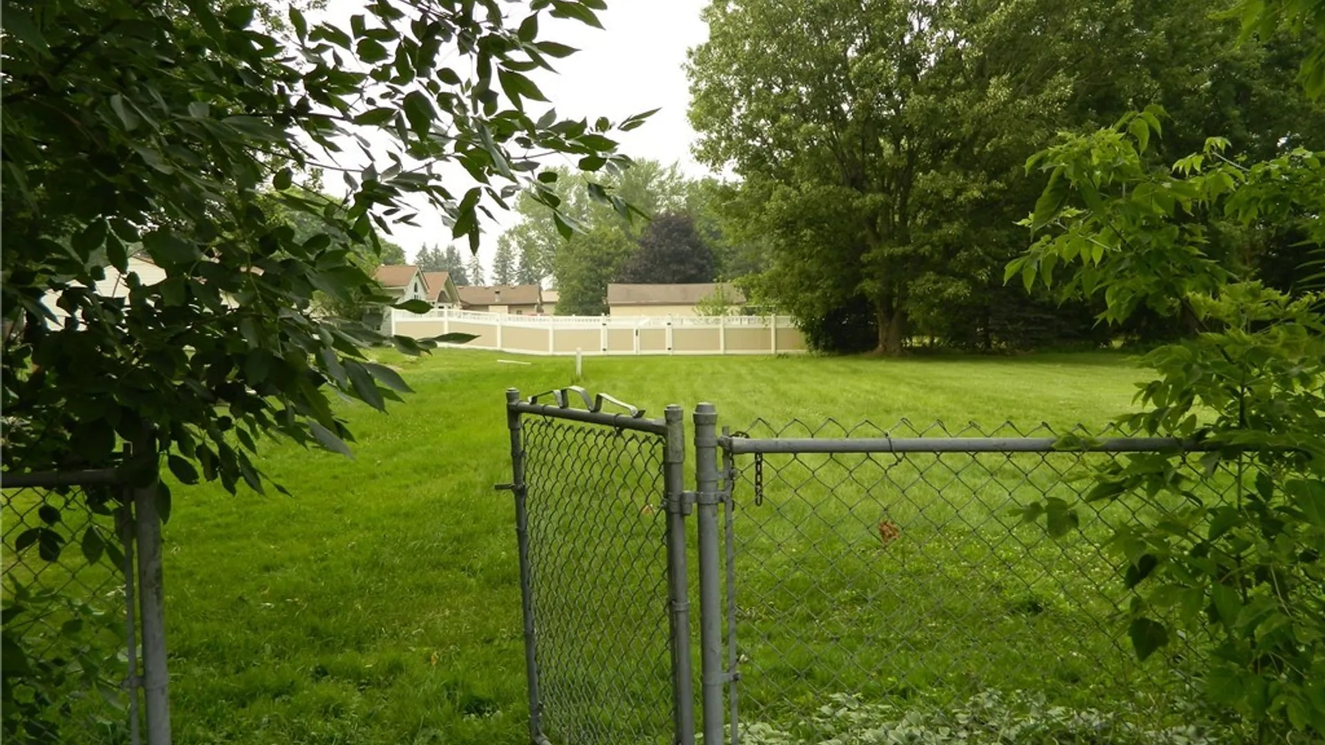 Property at 3933 Lockport Avenue, Wheatfield, NY 14120 41