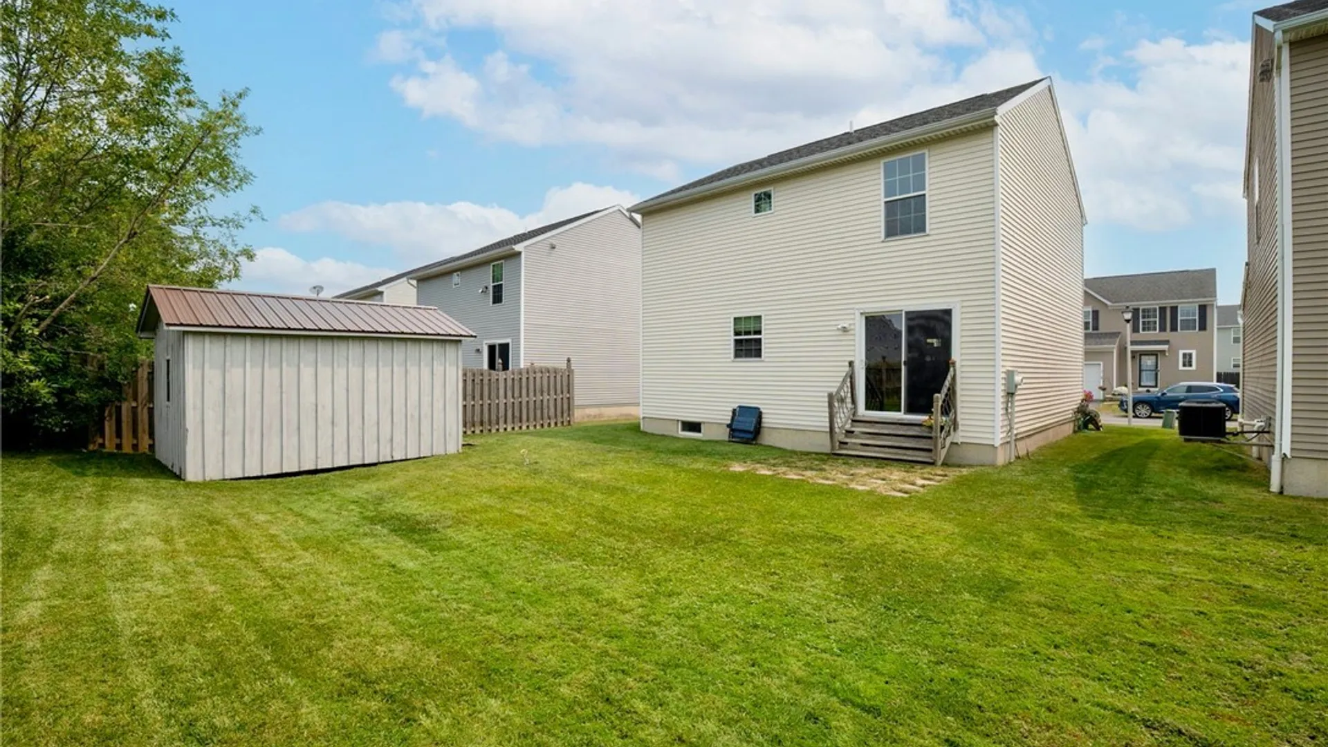 Property at 16 Jordy Court, Hamburg, NY 14075 33