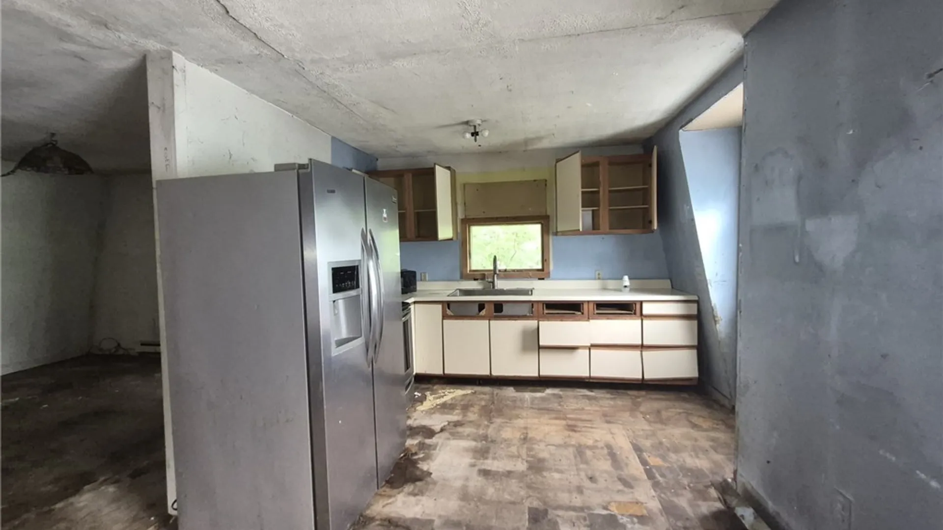 Property at 16 W 10th Street, Ellicott, NY 14701 14