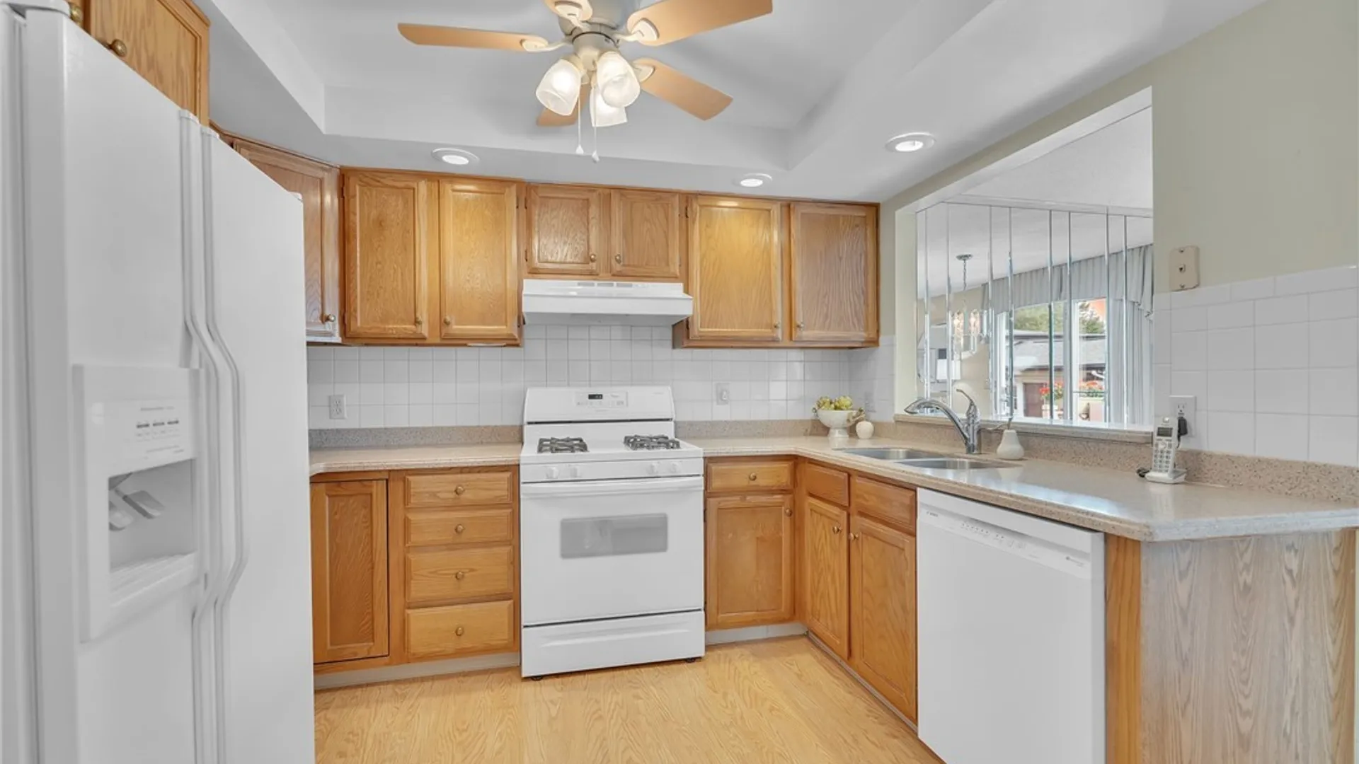 Property at 31 Hillcrest Heights, West Seneca, NY 14224 11