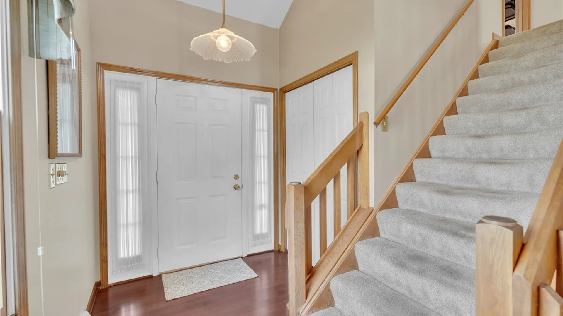 Property at 31 Hillcrest Heights, West Seneca, NY 14224 2