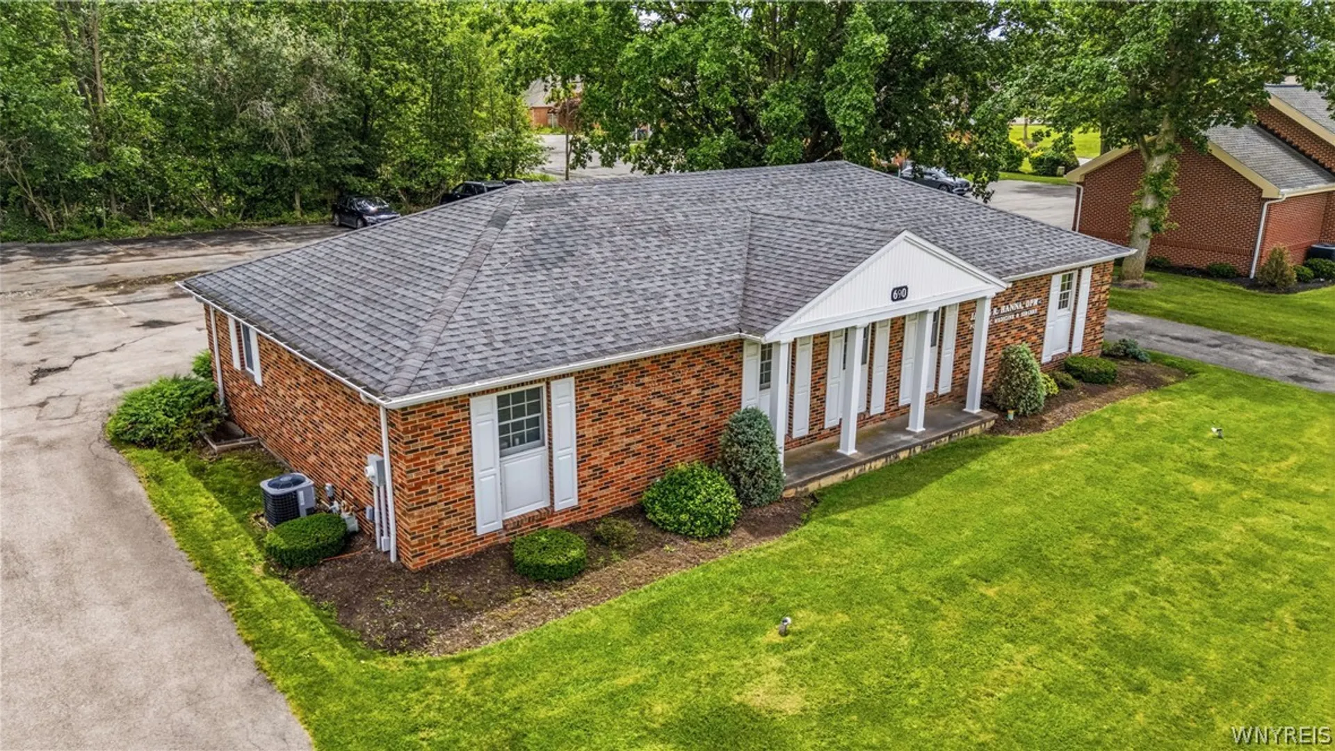 Property at 690 Davison Road, Lockport City, NY 14094 36