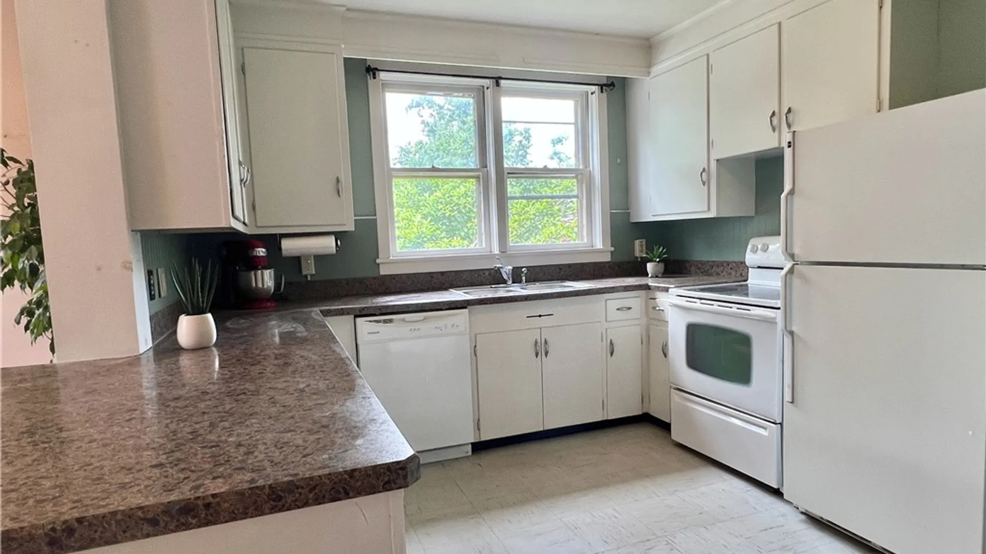 Property at 33 Elm Street, Oneonta, NY 13820 6
