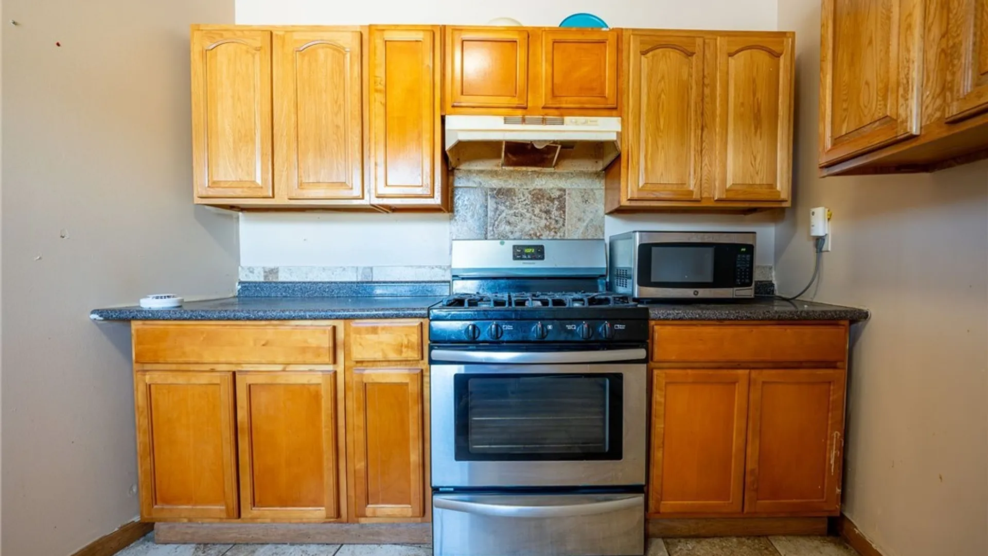 Property at 894 Tonawanda Street, Buffalo, NY 14207 27