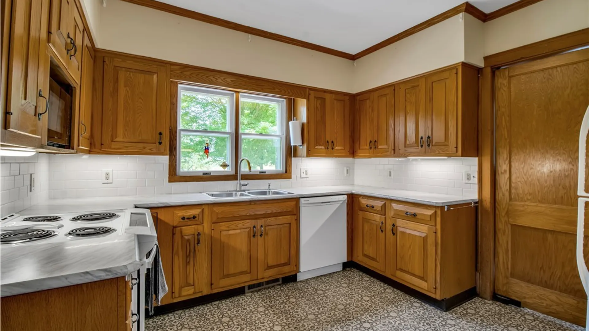 Property at 9281 Batavia-Stafford Townline Road, Stafford, NY 14020 4