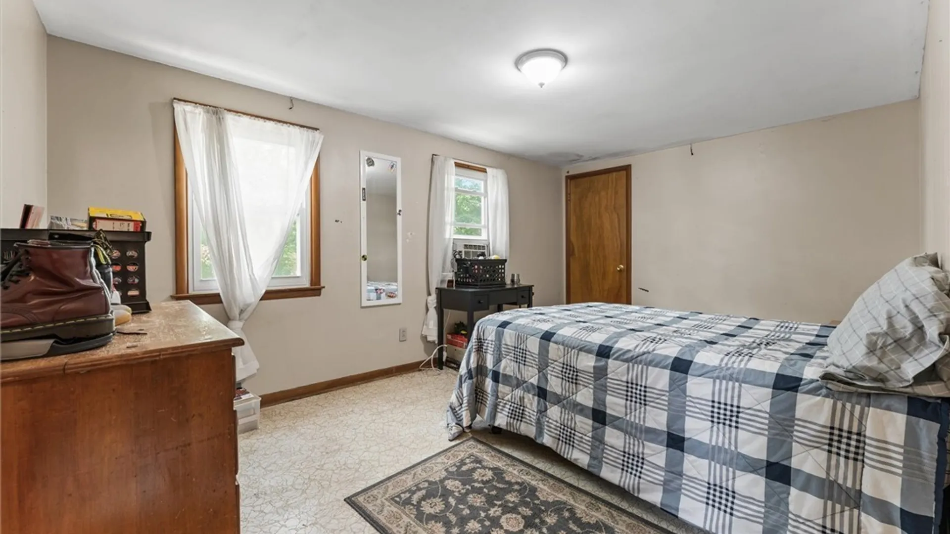 Property at 4 Evergreen Lane, Camillus, NY 13031 29