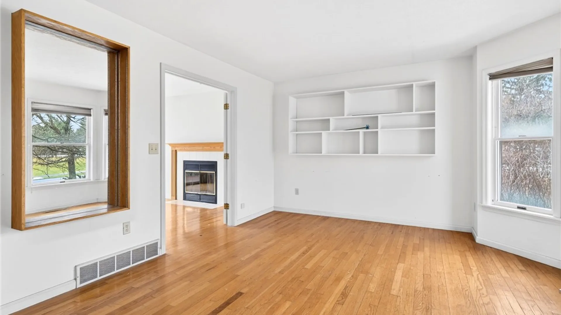 Property at 1 Coventry Walk, Lansing, NY 14850 4