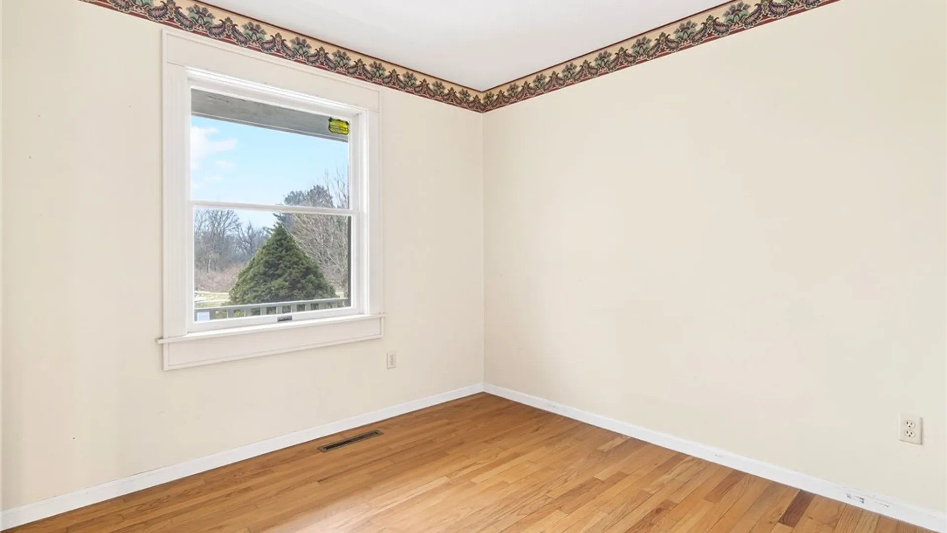 Property at 1 Coventry Walk, Lansing, NY 14850 15