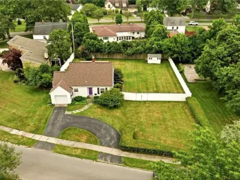 Property at 124 Ambleside Drive, Lockport Town, NY 14094