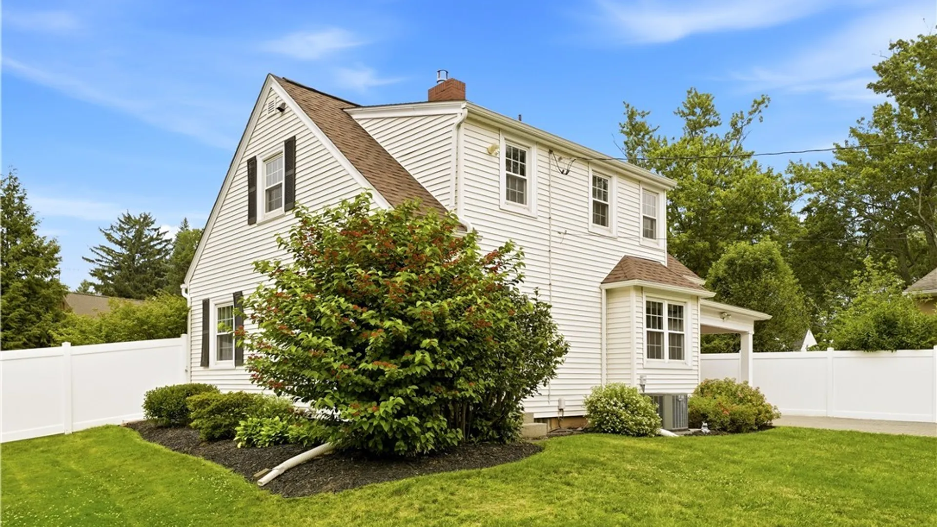 Property at 124 Ambleside Drive, Lockport Town, NY 14094 42