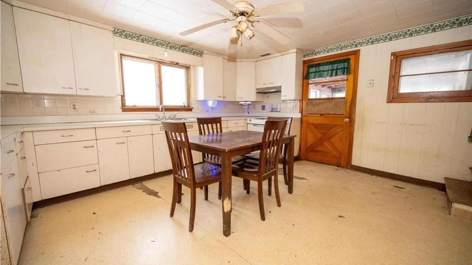 Property at 322 Kennedy Avenue, Evans, NY 14006 4