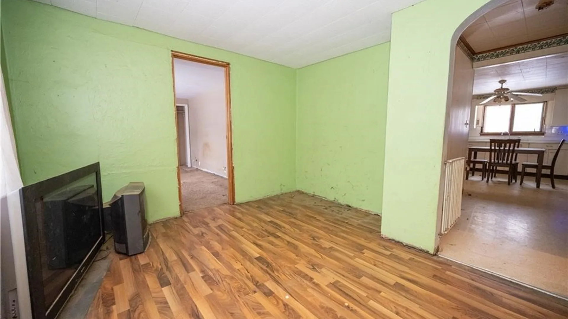 Property at 322 Kennedy Avenue, Evans, NY 14006 8
