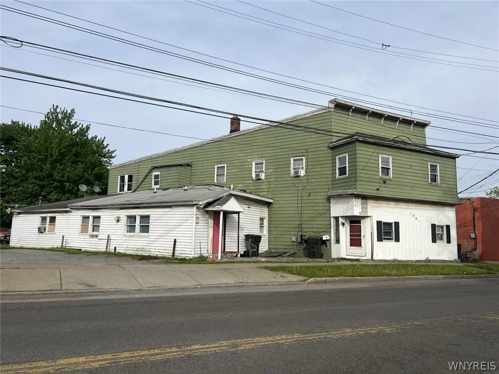 Property at 1093 Oliver Street, North Tonawanda, NY 14120