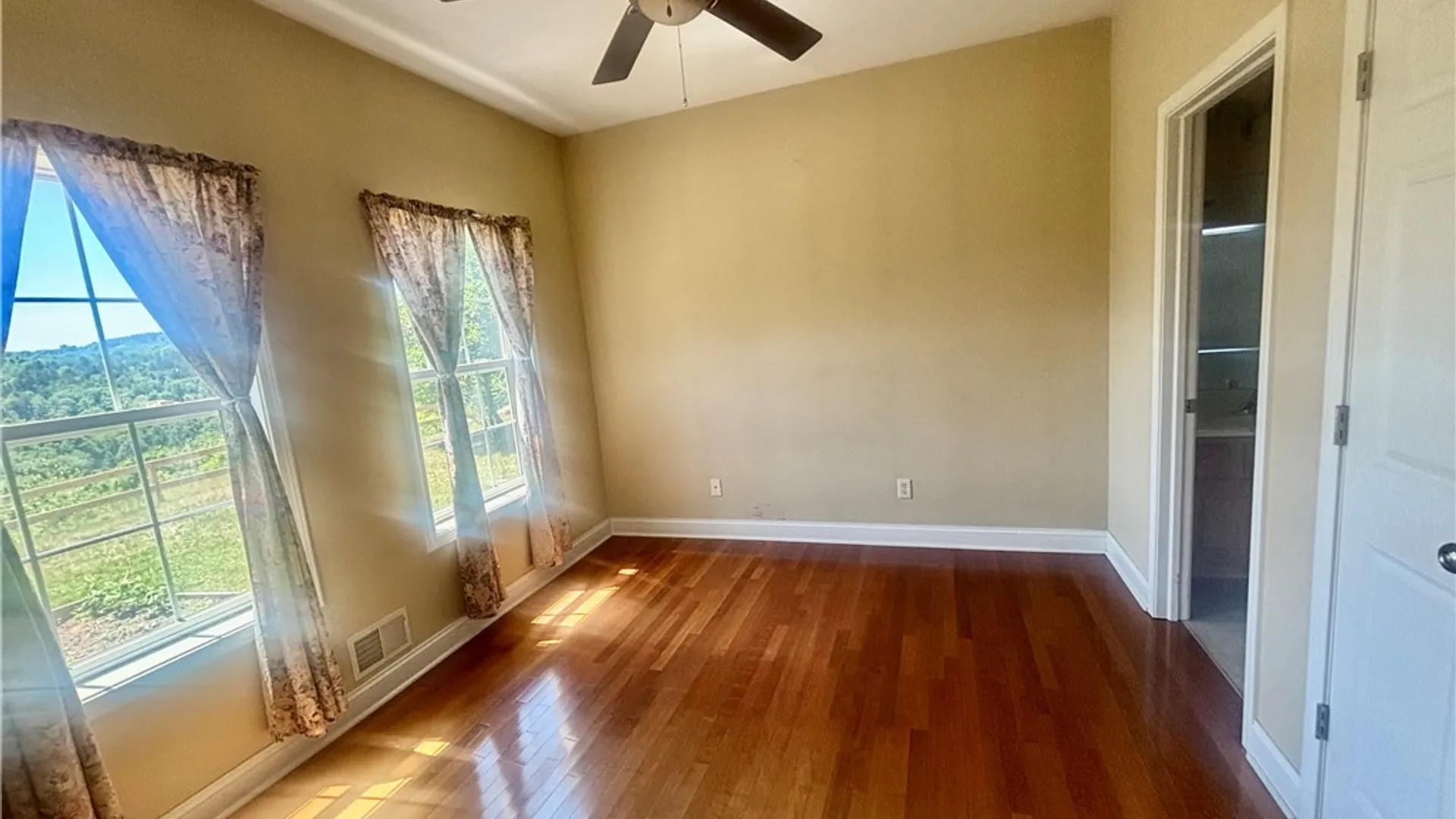Property at 6139 Thunderhead Lane, DeWitt, NY 13078 24
