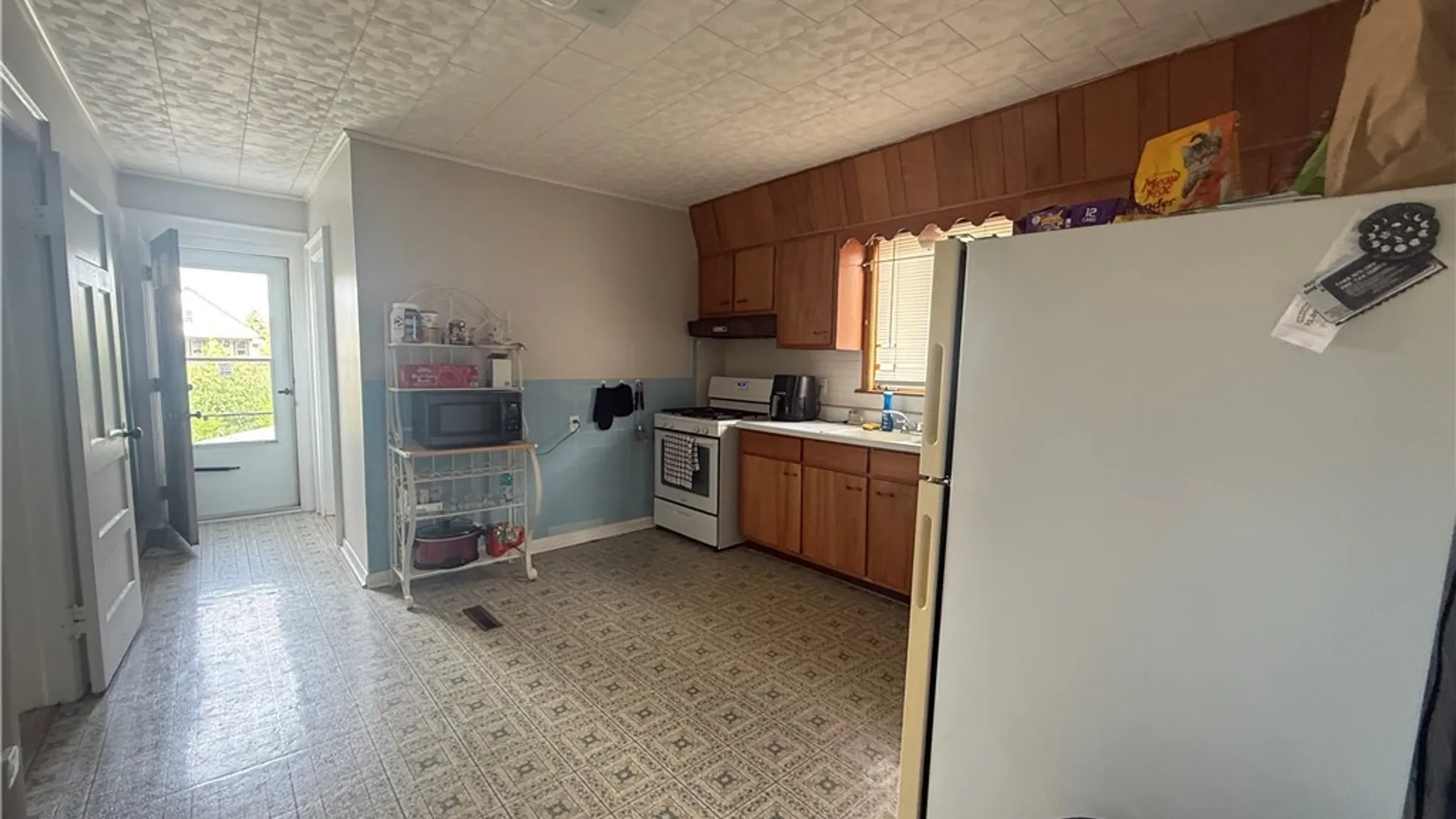 Property at 206 N Park Avenue, Buffalo, NY 14216 24