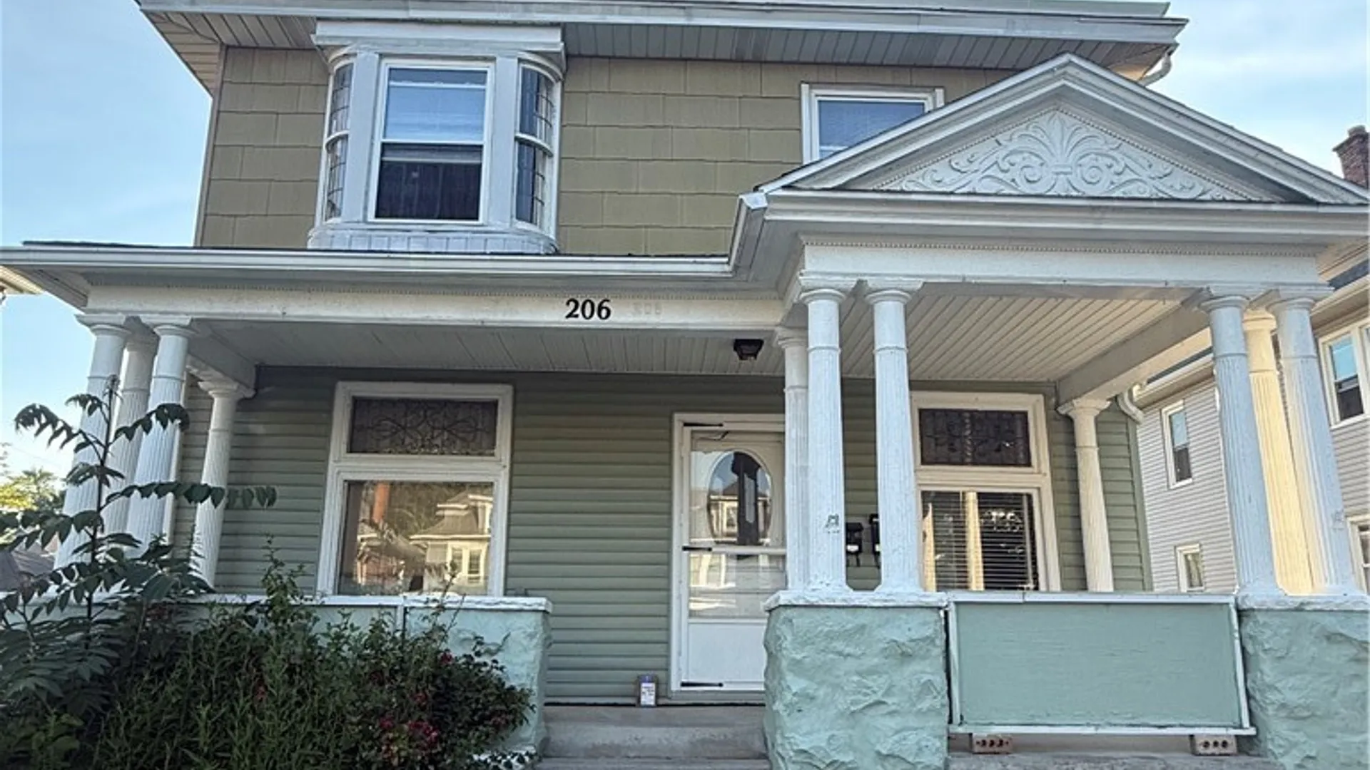 Property at 206 N Park Avenue, Buffalo, NY 14216 27