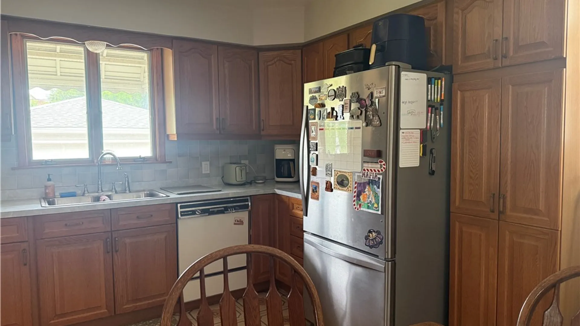 Property at 206 N Park Avenue, Buffalo, NY 14216 4