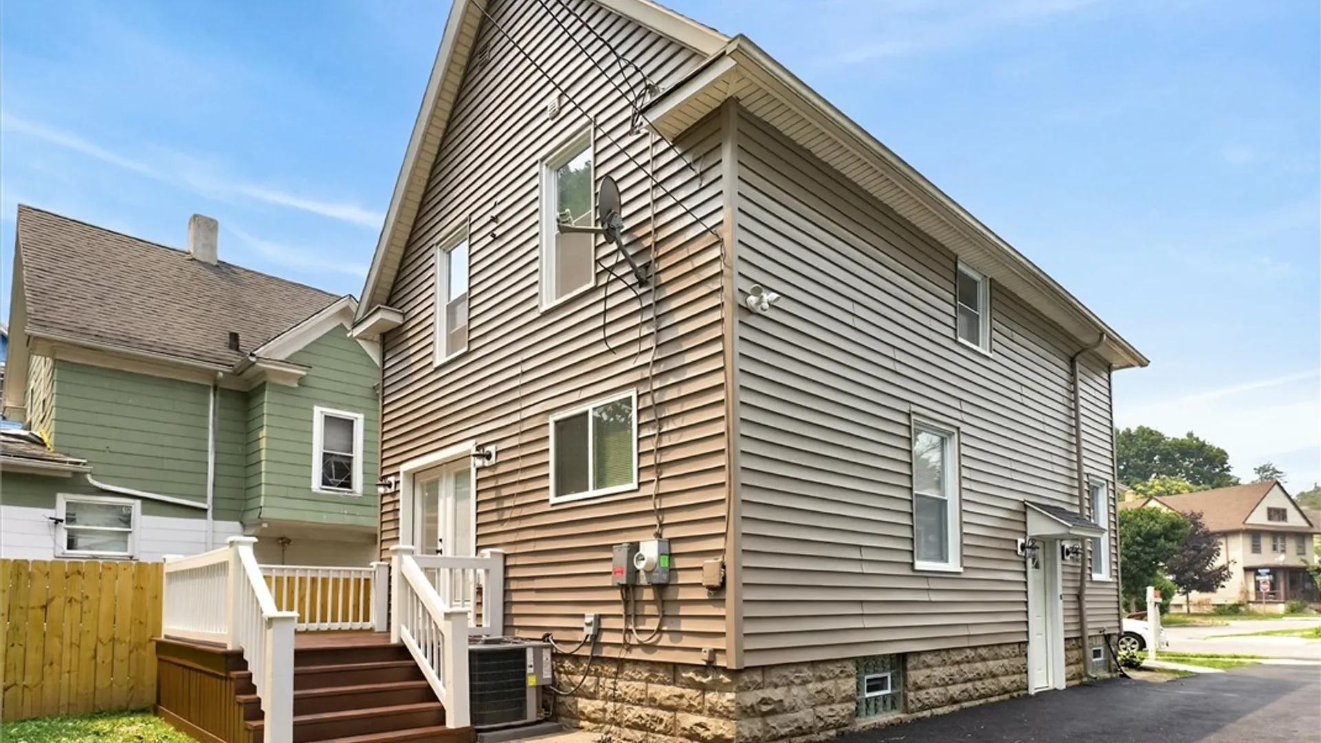 Property at 746 Seward Street, Rochester, NY 14611 4