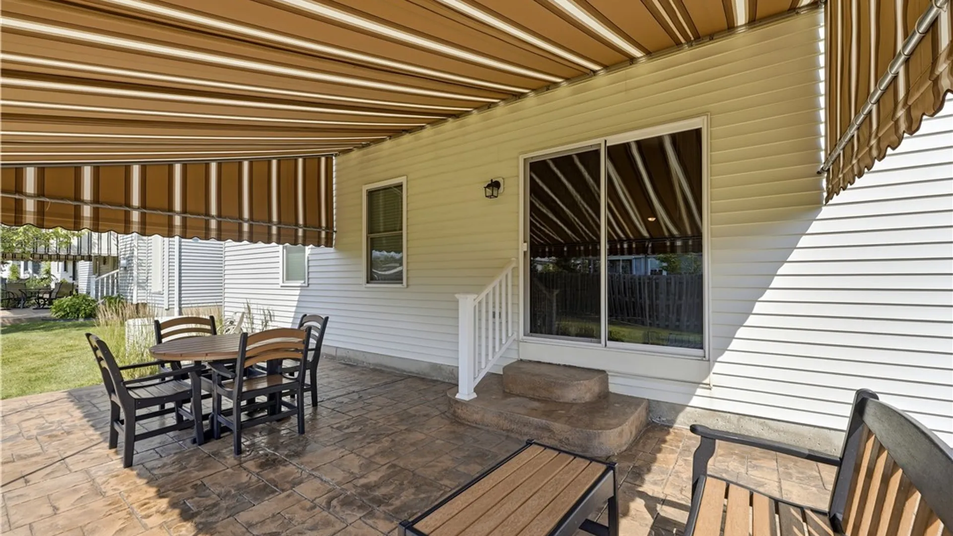 Property at 6 Wetherby, Lancaster, NY 14086 36