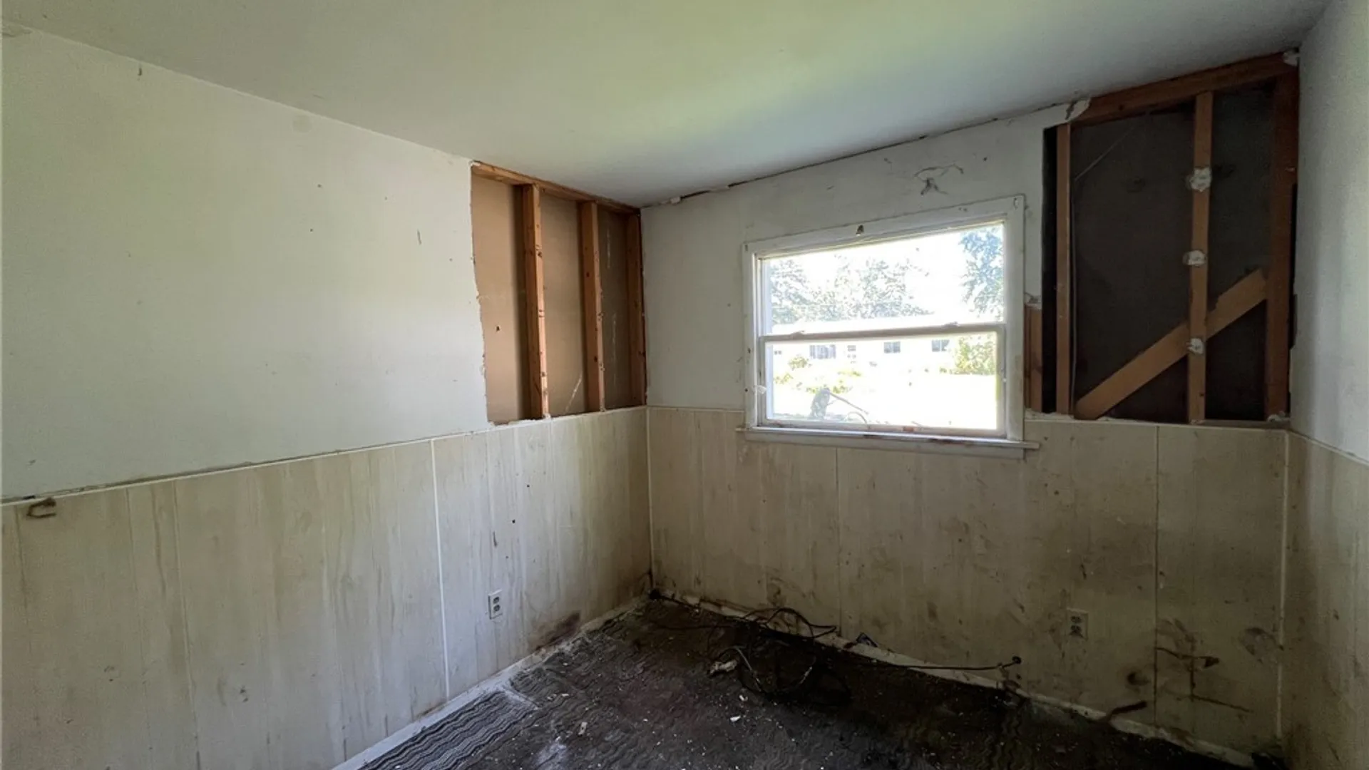 Property at 7898 Rinaldo Boulevard, Cicero, NY 13030 3