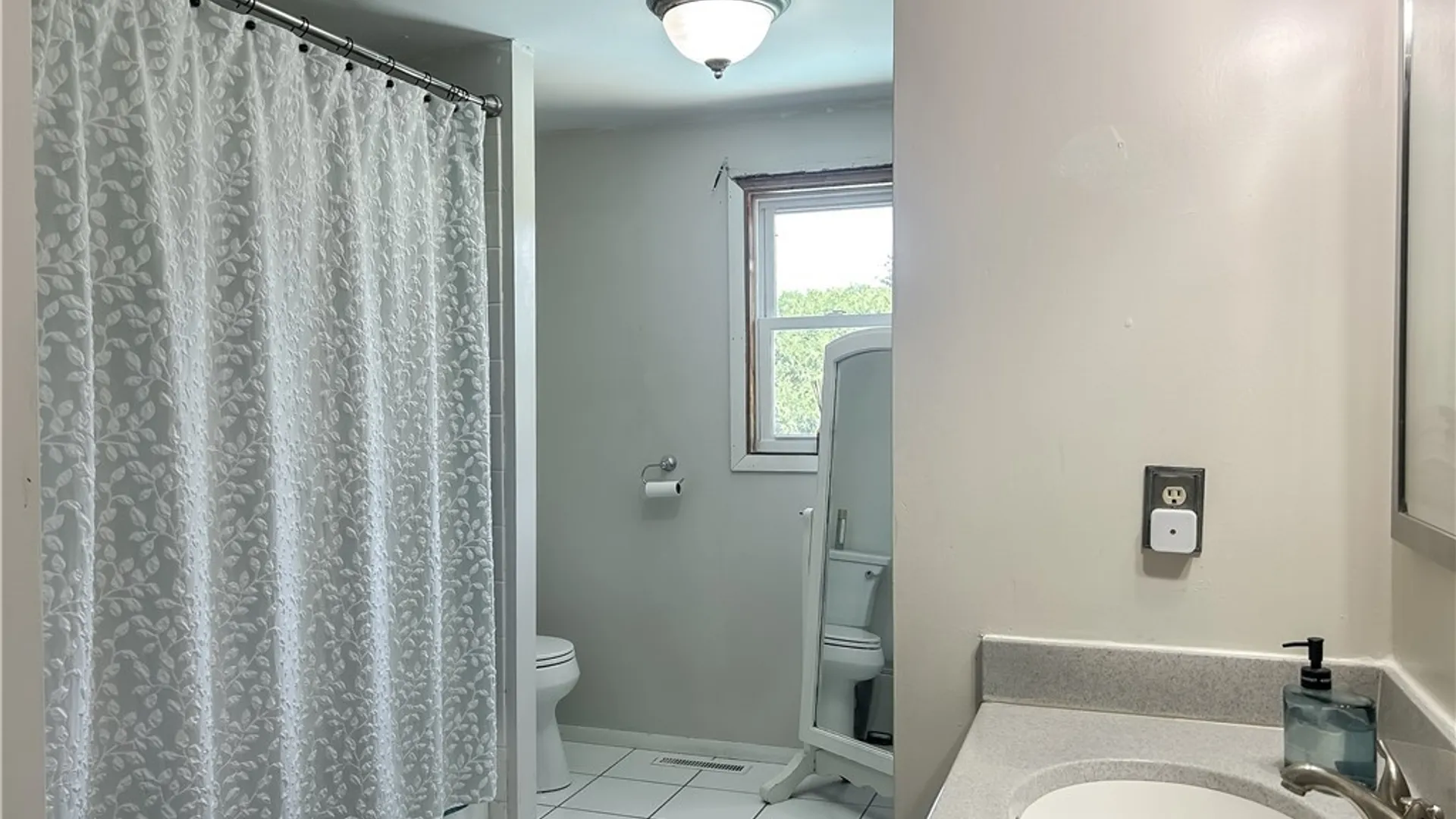Property at 102 Viceroy Drive, Camillus, NY 13031 20