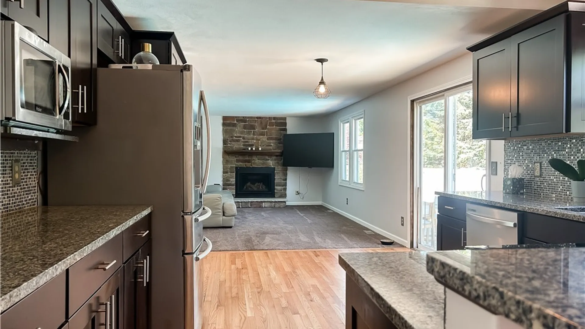 Property at 102 Viceroy Drive, Camillus, NY 13031 9