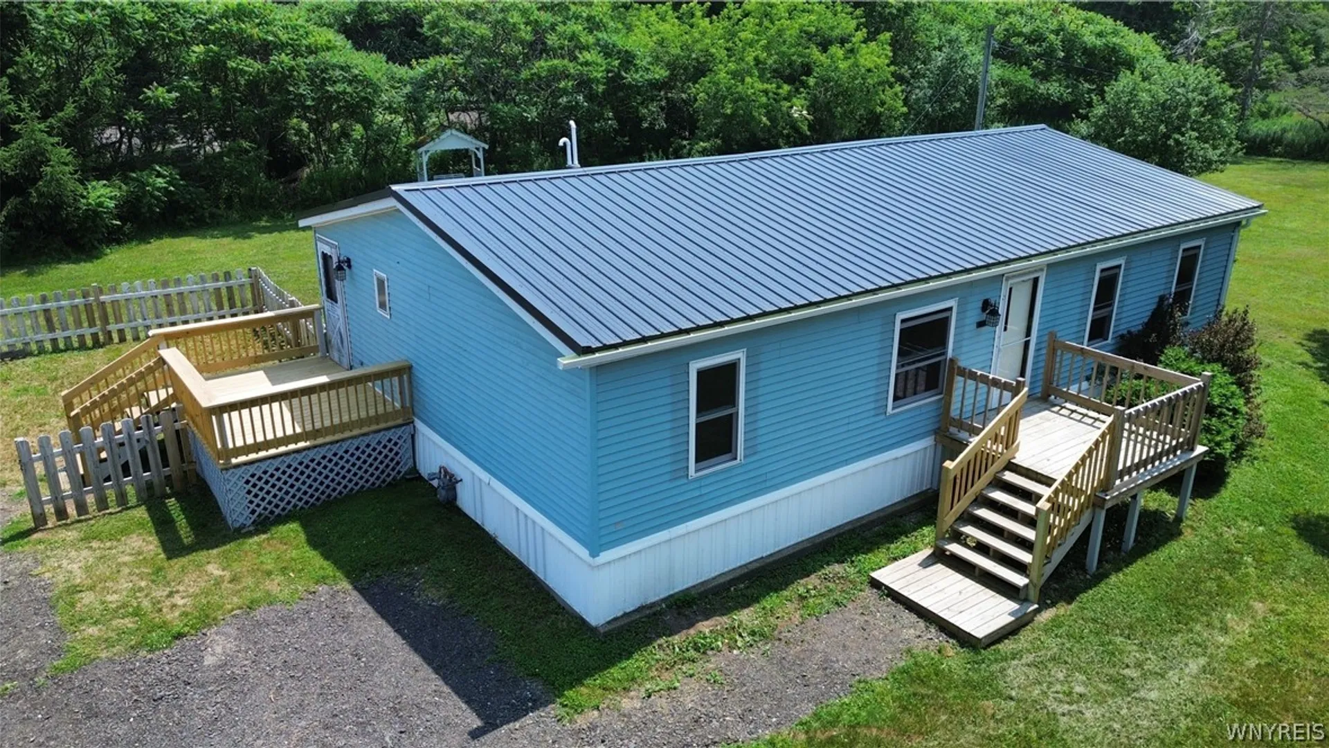 Property at 10748 Route 16, Yorkshire, NY 14042 5
