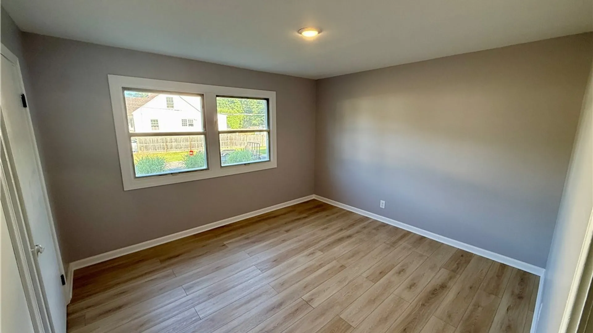 Property at 106 Keith Drive, Cicero, NY 13212 17