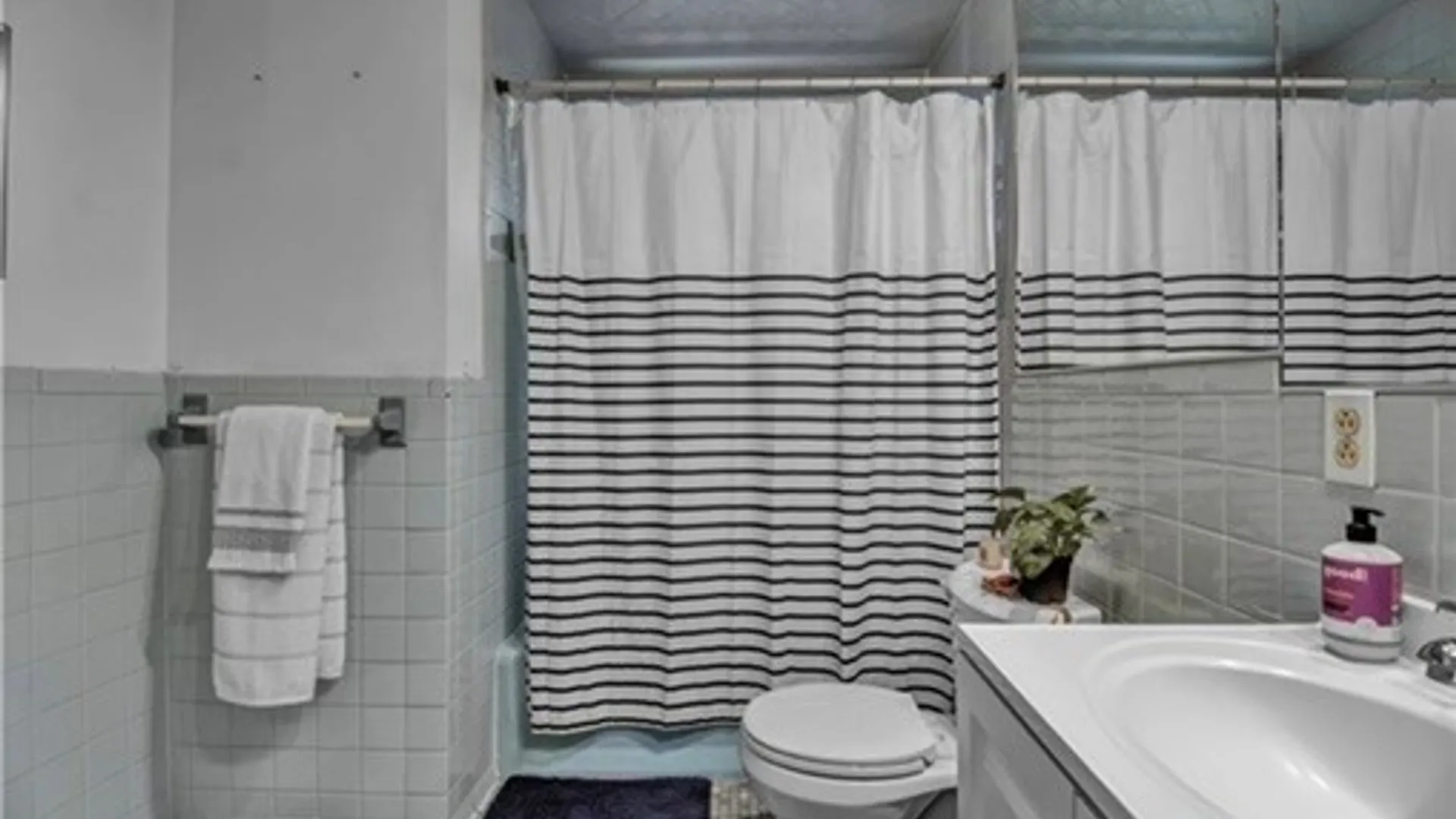 Property at 135 Norwood Avenue, Buffalo, NY 14222 16